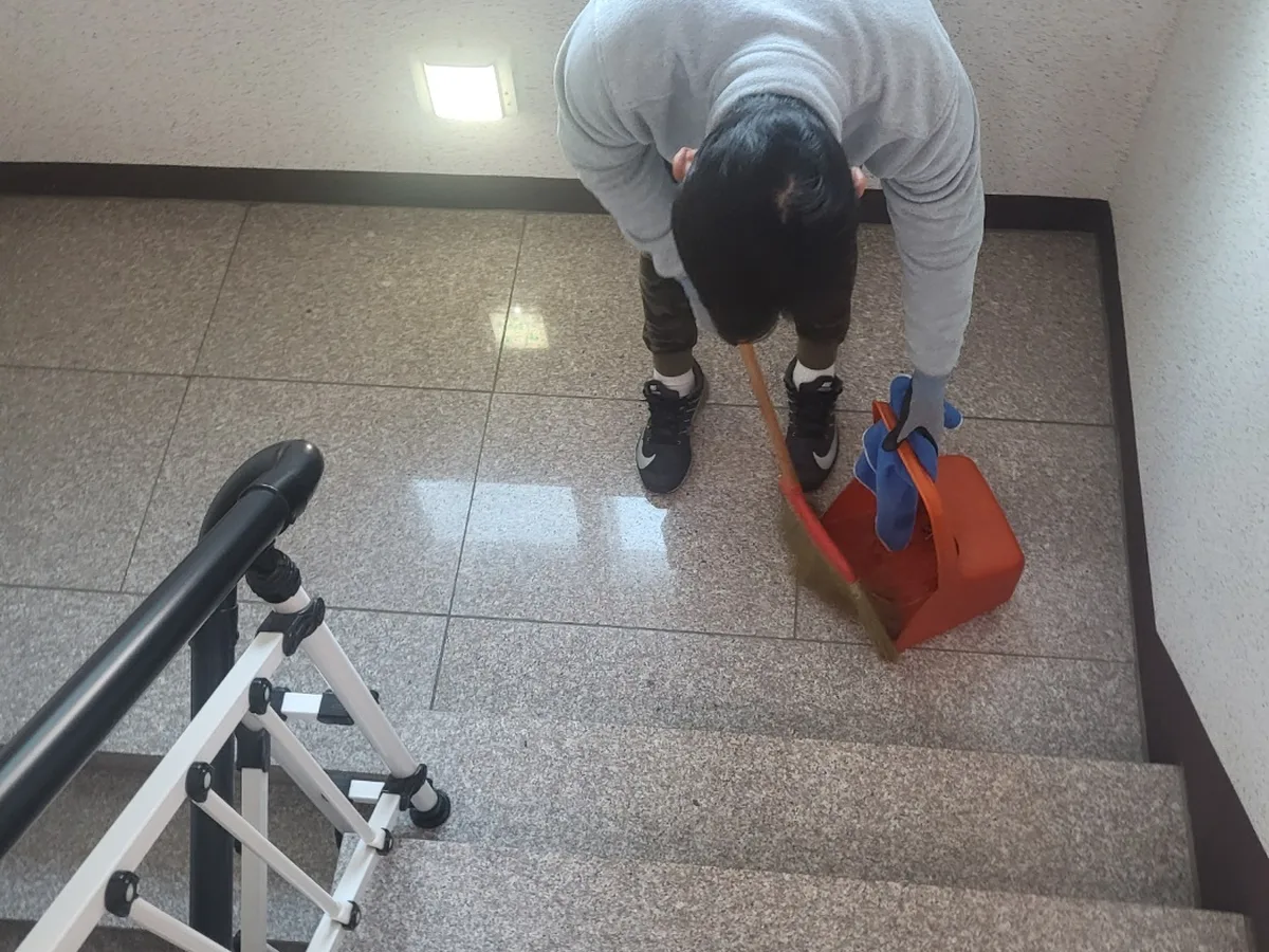 광주시 도척면 오피스 기계실 장비 주변 정밀 위생청소 사례 - 행진크린